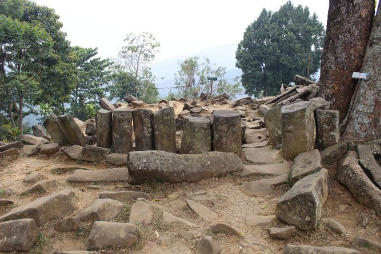 Gunung Padang An Antediluvian Pyramid The Ancient Connection